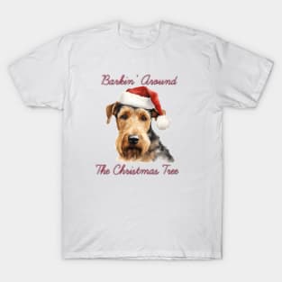 Christmas Airedale Dog in Santa Hat T-Shirt